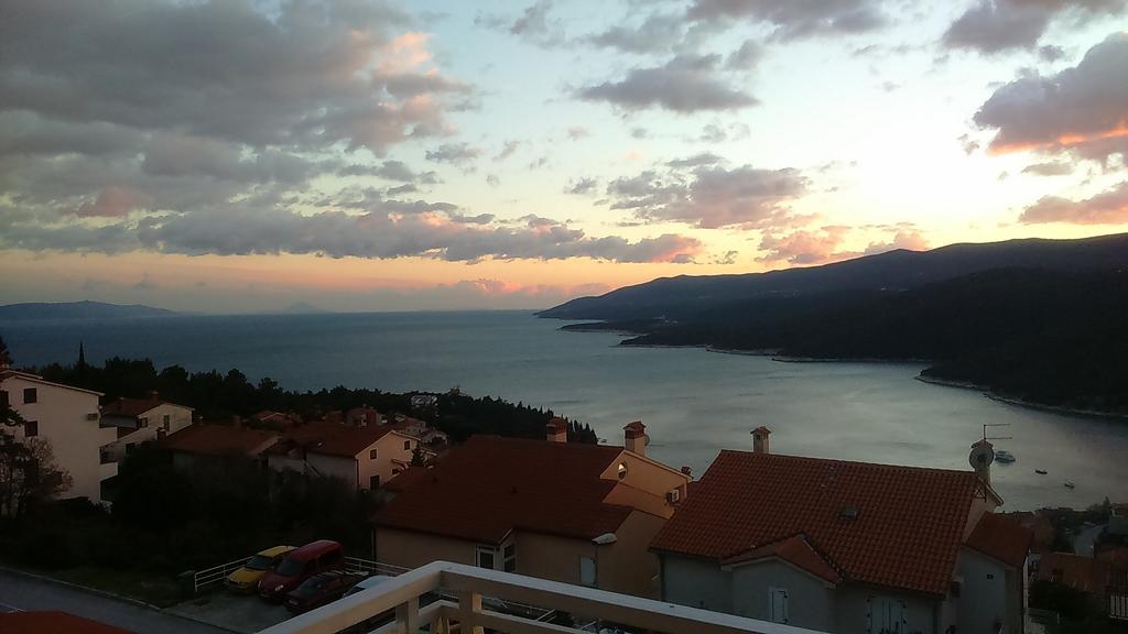Apartments Silmare Rabac Exteriör bild